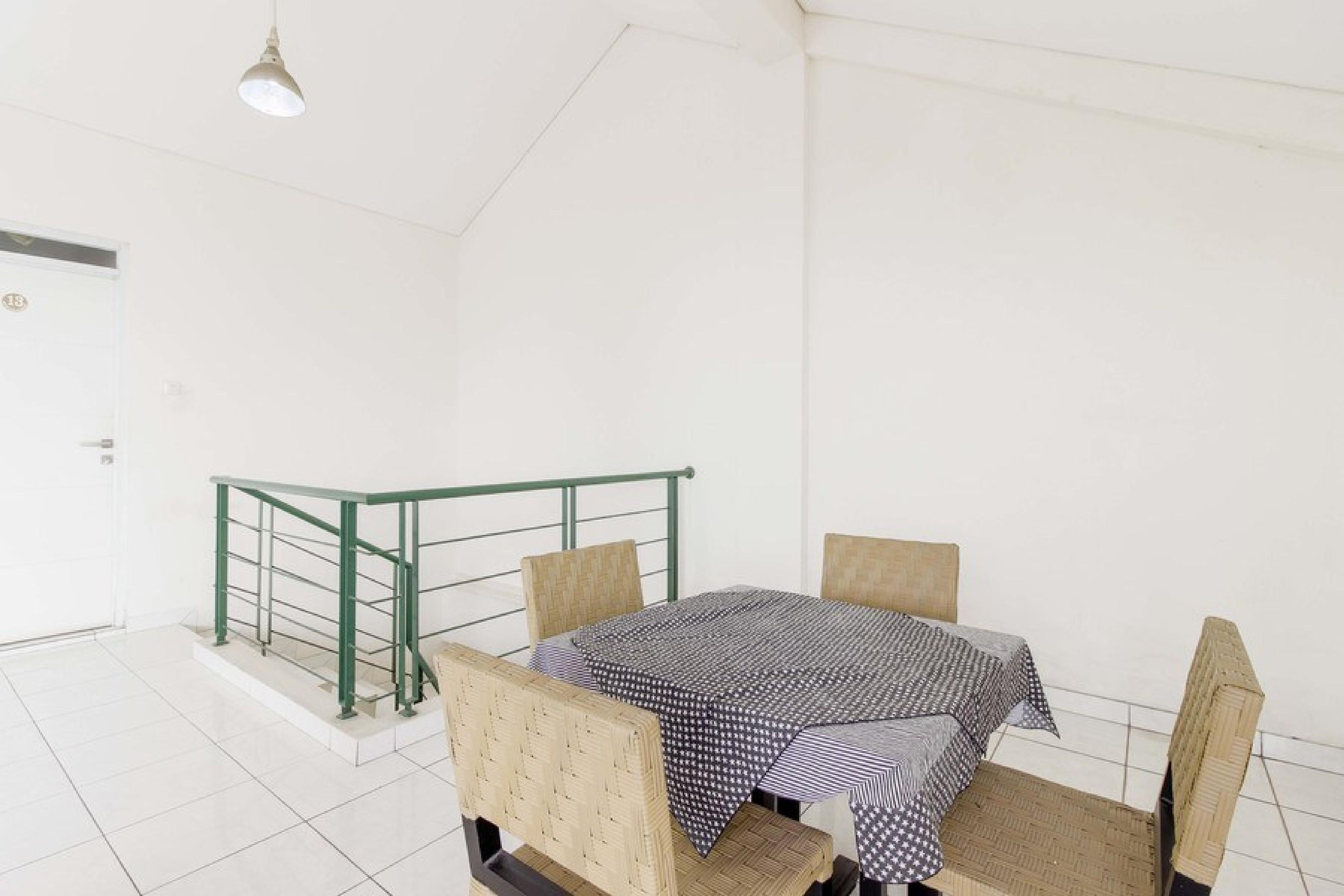 Reddoorz Near Pancoran Hotell Jakarta Eksteriør bilde