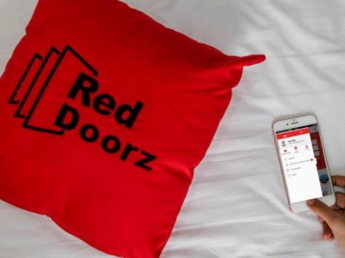 Reddoorz Near Pancoran Hotell Jakarta Eksteriør bilde